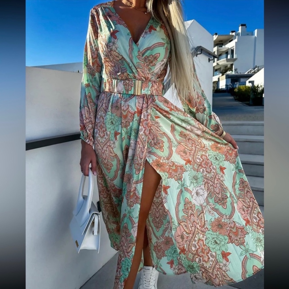 NWOT Boho Floral Print V-Neck Split Thigh Belted Maxi Dresses